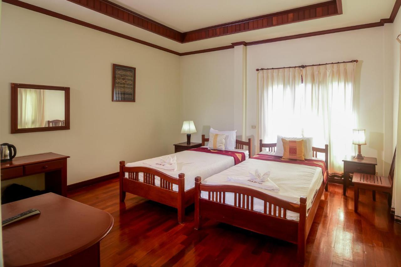 Senesothxuene Hotel Muang Khong Экстерьер фото