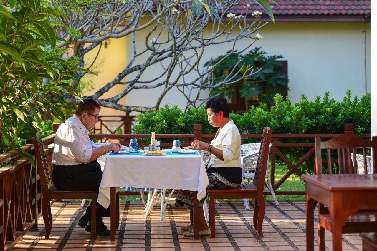 Senesothxuene Hotel Muang Khong Экстерьер фото
