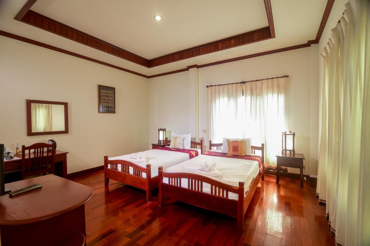 Senesothxuene Hotel Muang Khong Экстерьер фото