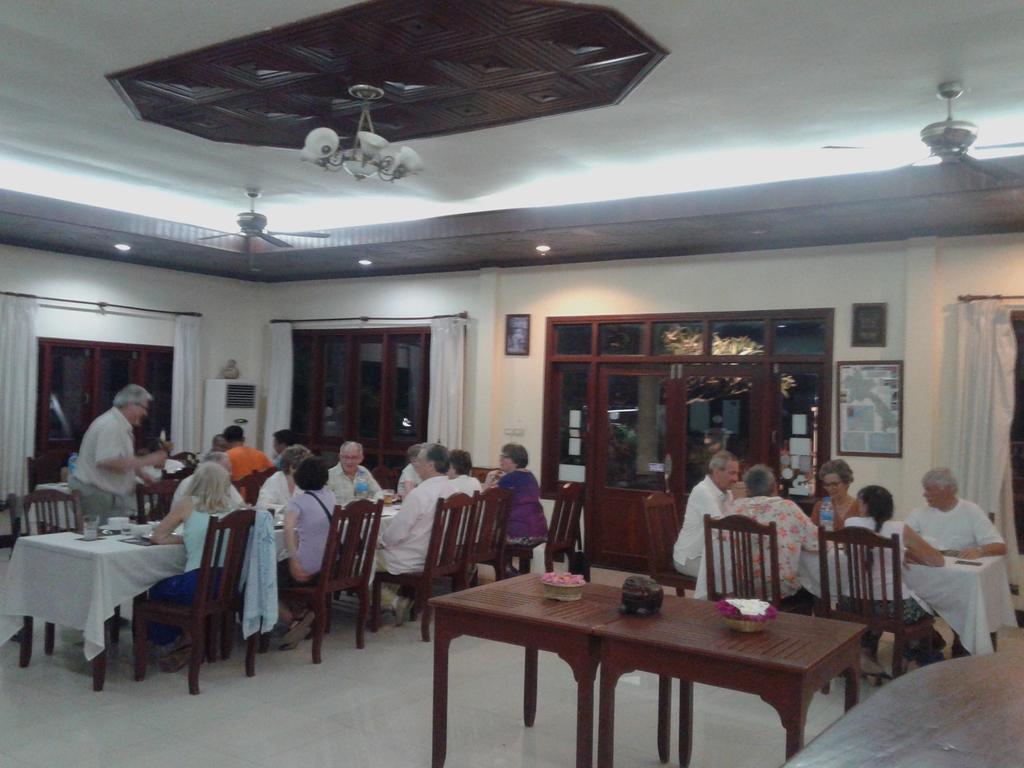 Senesothxuene Hotel Muang Khong Экстерьер фото